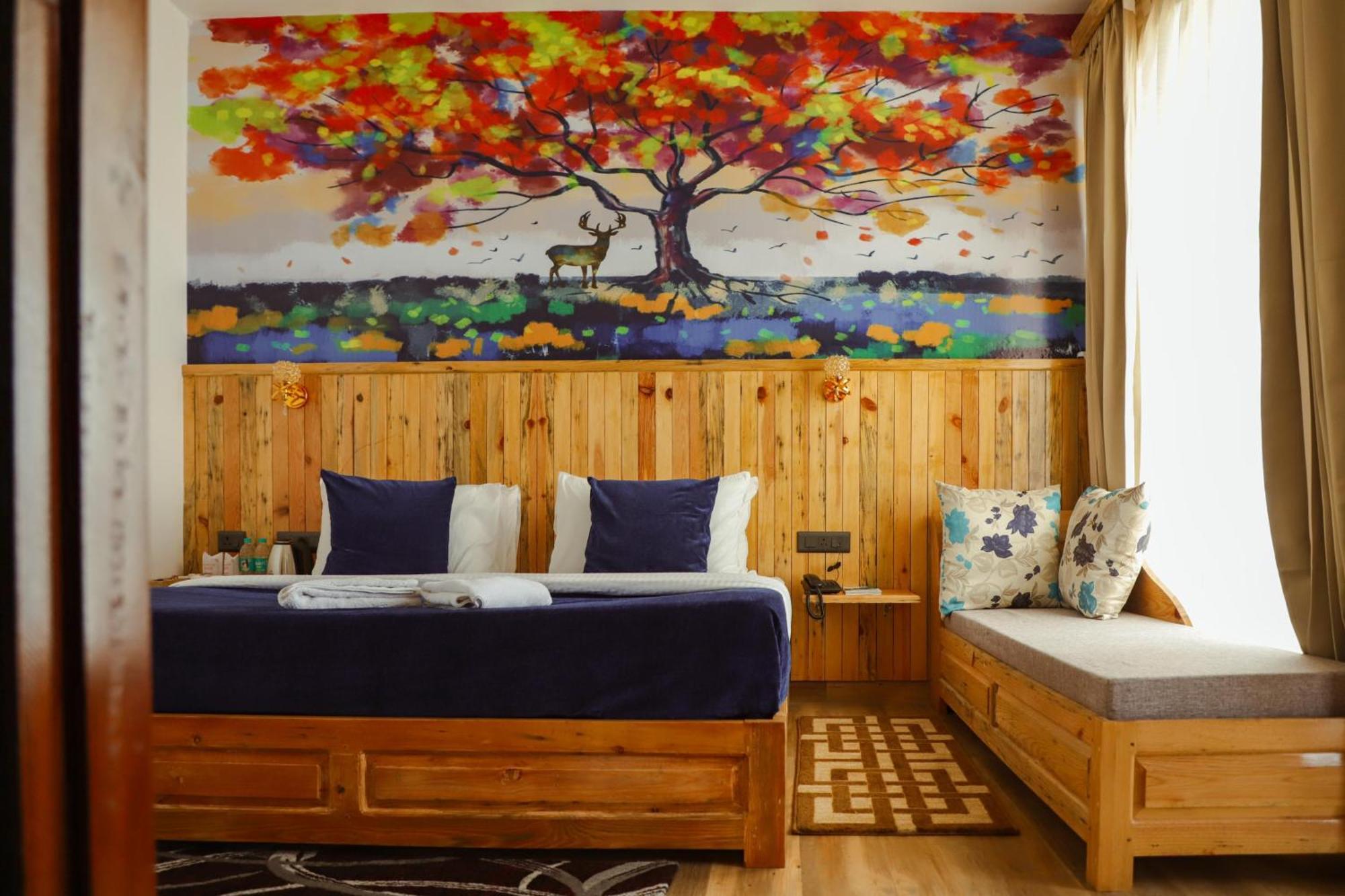Kasar Himalaya Holiday Resort, Binsar Rd Almora Bagian luar foto