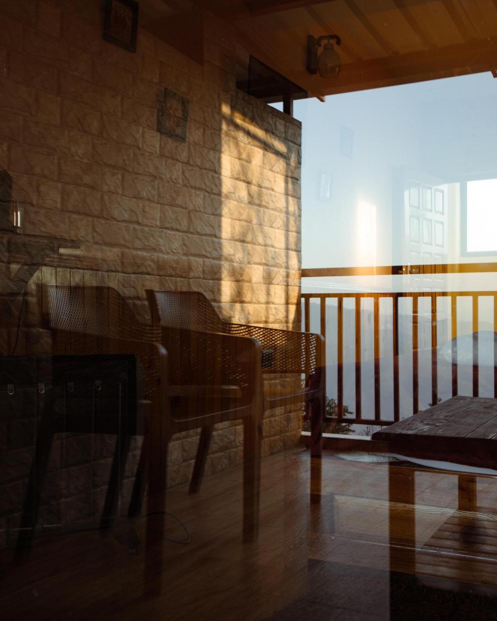 Kasar Himalaya Holiday Resort, Binsar Rd Almora Bagian luar foto