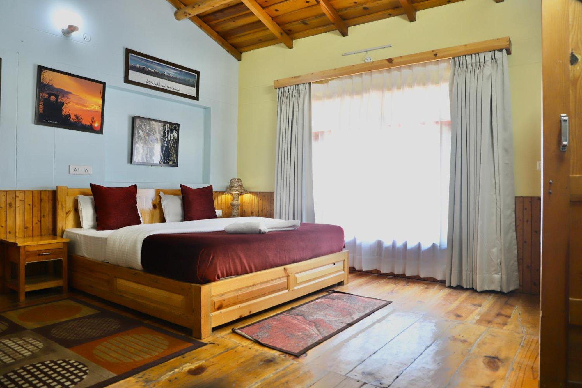 Kasar Himalaya Holiday Resort, Binsar Rd Almora Bagian luar foto
